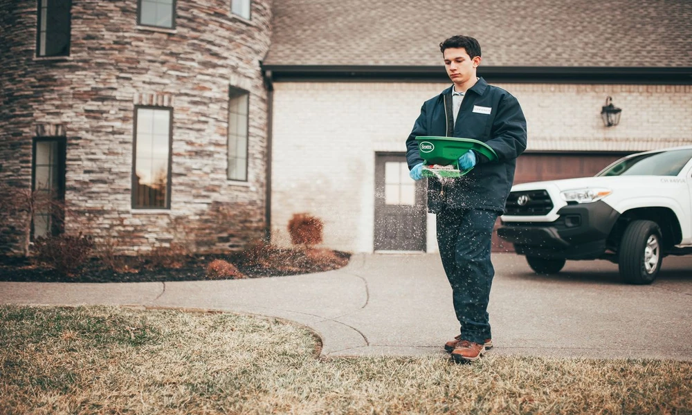 Why Licensing Matters When Choosing a Fayetteville, Arkansas Pest Company